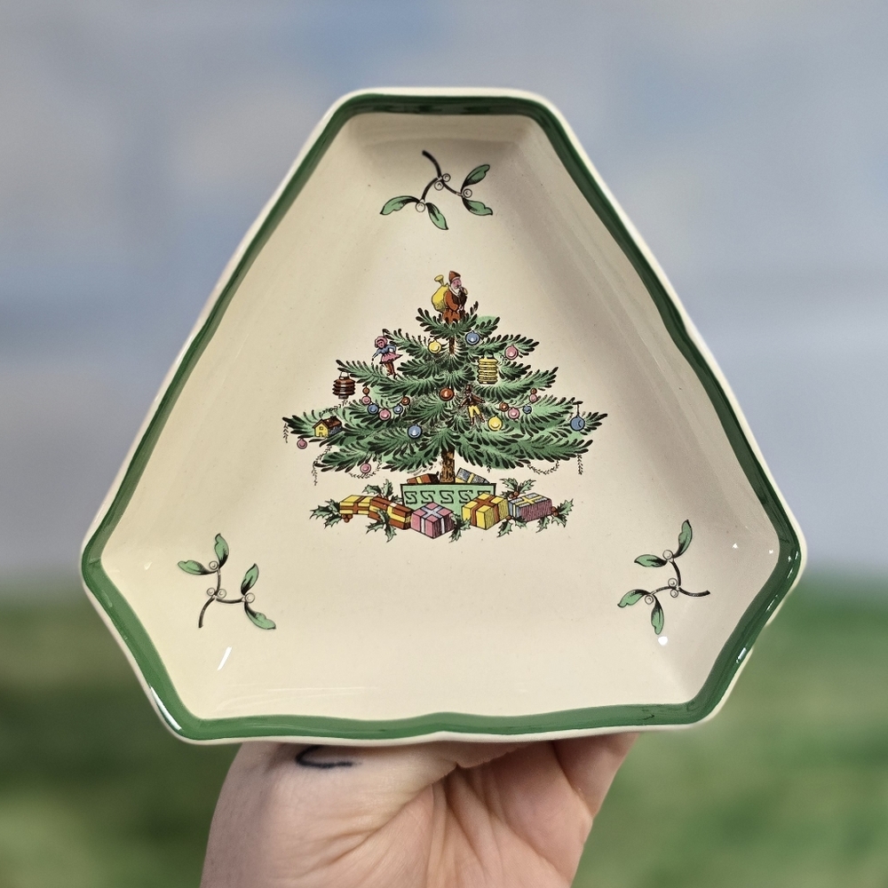 Spode | Vintage 1986 S3324 Christmas Tree Porcelain Triangle Trinket Tray